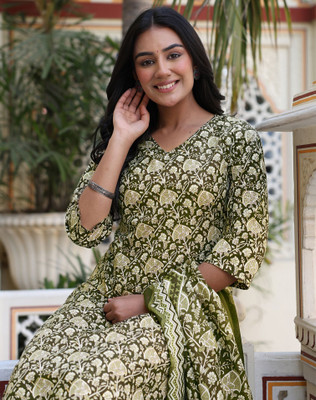 Skylee Women Kurta Pant Dupatta Set