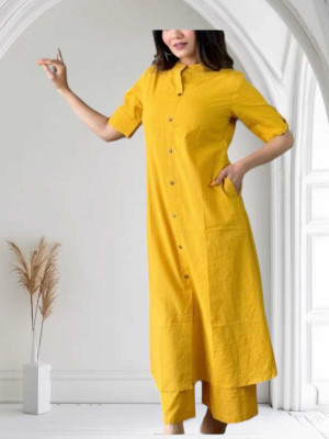 Zaneta Women Kurta Pyjama Set
