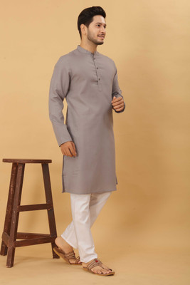 ODD by Poshaak Men Solid Straight Kurta(Grey)