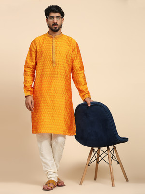 SKAVIJ Men Kurta Pyjama Set
