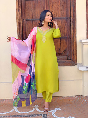 Tective Embroidered, Solid Kurta, Trouser/Pant & Dupatta Set