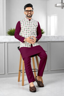 TRUST OUS Men Kurta Pyjama Ethnic Jacket Set