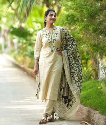 IKSHVAKUU Women Kurta Pant Dupatta Set