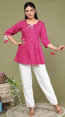 Kuber taxtile Women Ethnic Top Pant Set