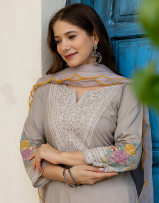 Skylee Women Kurta Pant Dupatta Set