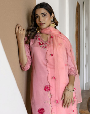 Skylee Women Kurta Pant Dupatta Set