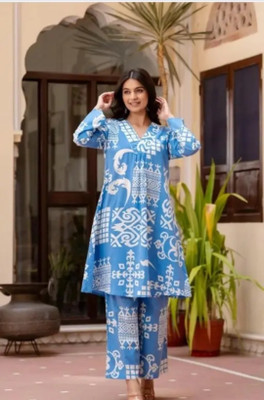 MANIKURTI FAB Women Kurti Pant Set