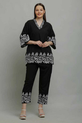 Kanishk Textile Women Kurta Pant Set