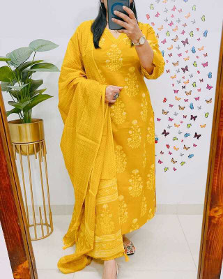 PF Pink Fantasy Women Kurta Pant Dupatta Set