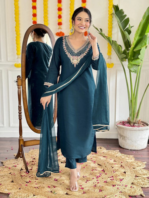 PILUDI HOUSE Embroidered Kurta, Salwar & Dupatta Set
