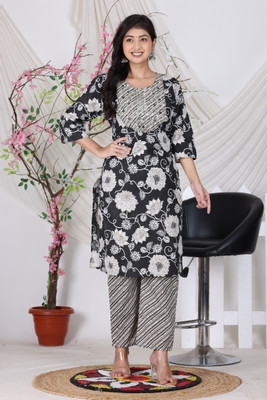 Swastikdream Women Kurti Pant Set