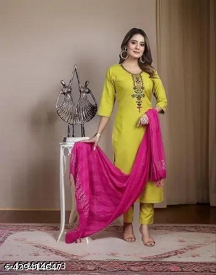 Mohnish Fashion Women Kurti Pant Ethnic Jacket Set