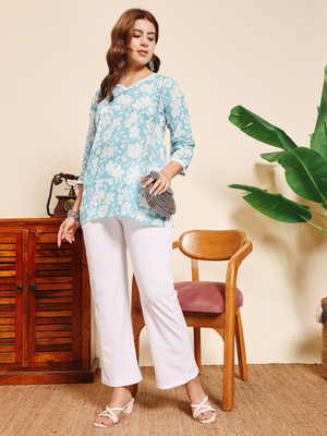 ATTIREGURU Women Floral Print, Printed, Embellished Straight Kurta(Blue)