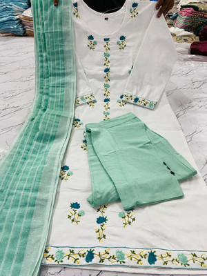 R A TEXTILE Women Kurti Pant Dupatta Set