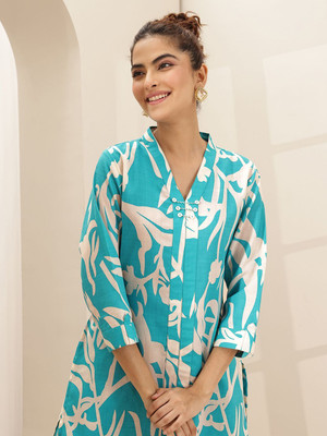 LIBAS Women Kurti Pant Set