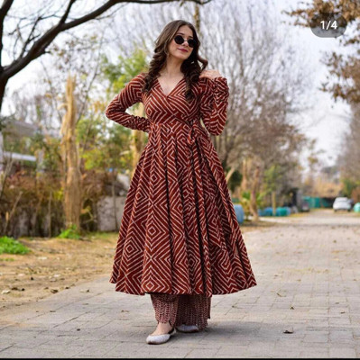 CHANDAFEB Women Kurta Palazzo Set
