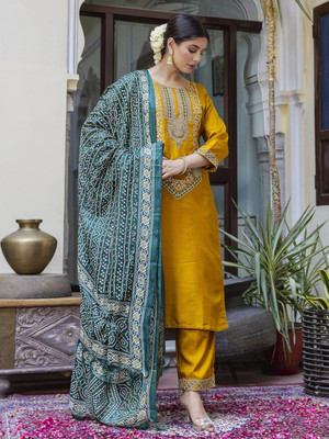 VredeVogel Women Kurta Pant Dupatta Set
