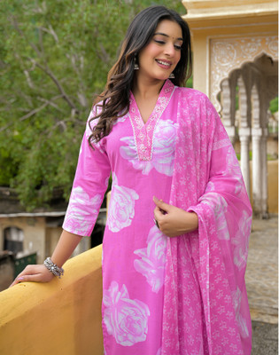 Skylee Women Kurta Pant Dupatta Set