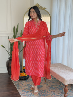 LEGCAYETHNIC Embroidered Kurta, Patiala & Dupatta Set