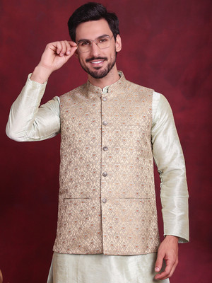 Jompers Sleeveless Woven Design Men Jacket