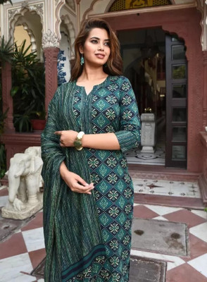 SHREE HARIJI TEXTILE Women Kurti Pant Attached Dupatta Set