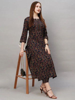 Doongari Wala Women Kurta Pant Set