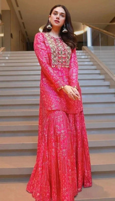 AALJ FASHION Women Kurti Sharara Set