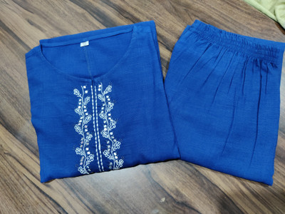 Rashika creation Women Kurti Pant Set