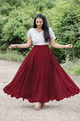 GUNHILD Women Crop Top Skirt Set