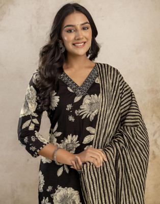 Skylee Women Kurta Pant Dupatta Set
