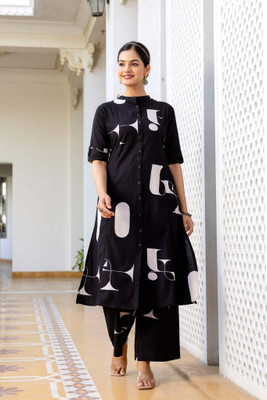 YAGNIK FASHION Women Kurti Palazzo Set