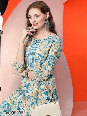 VAANSH CREATION Women Kurta Churidar Set