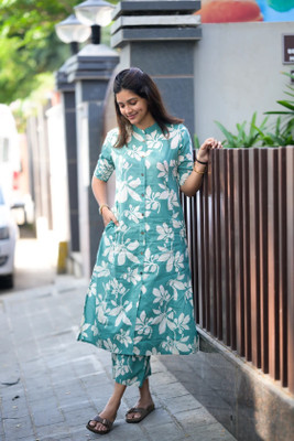 TAKSHIL CREATION Women Kurti Palazzo Set