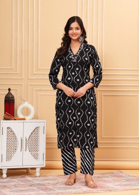 Krishna kurties Women Kurta Pant Set