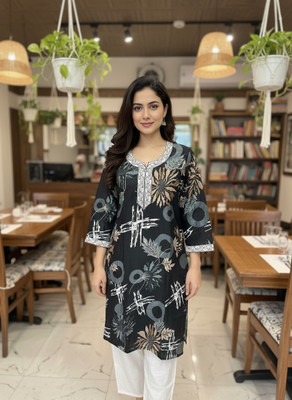 ZAYRAHETHNIK Women Kurti Pant Set