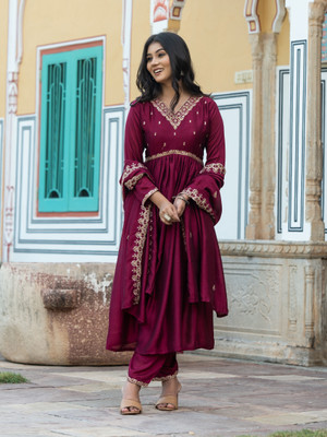 NAVLIK Women Kurta Pant Dupatta Set