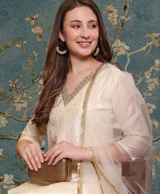 AVANSHEE Women Kurta Pant Dupatta Set