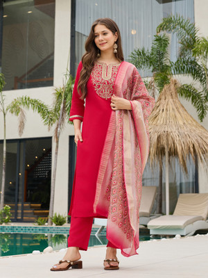 kiwastudio Embroidered Kurta, Trouser/Pant & Dupatta Set