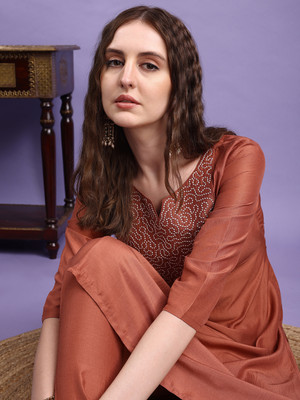 Hritika Women Kurta Pant Set