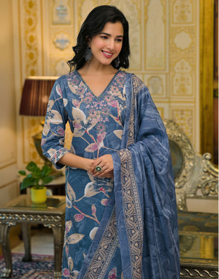 Skylee Women Kurta Pant Dupatta Set