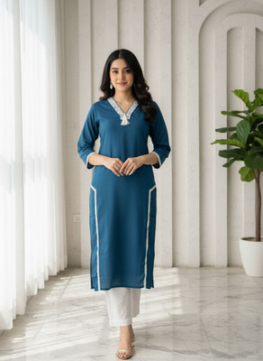 Shareek Women Kurta Pant Set