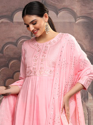 Vishudh Women Kurta Pant Attached Dupatta Set