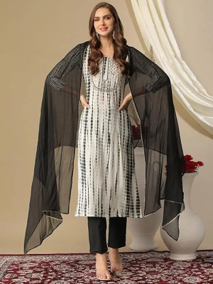 SHORZO Women Kurti Pant Dupatta Set