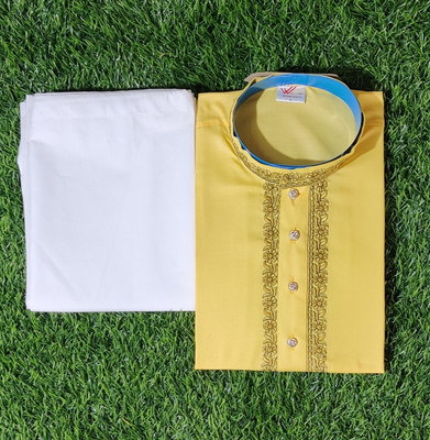Wallaby Men Kurta Pyjama Set