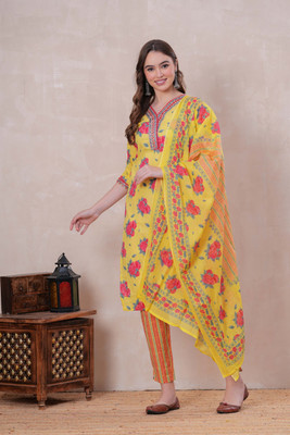 Highlight fashion export Women Kurta Pant Dupatta Set