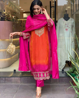 Gosriki Women Kurta Pant Dupatta Set