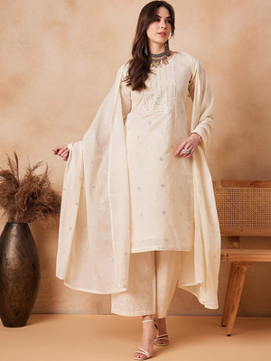 House of Pataudi Women Kurta Pyjama Dupatta Set