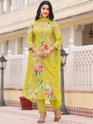 Moda Rapido Women Kurta Pant Dupatta Set