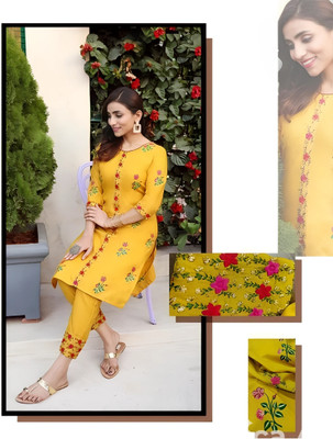 SHREE HARIJI TEXTILE Women Kurta Pant Set