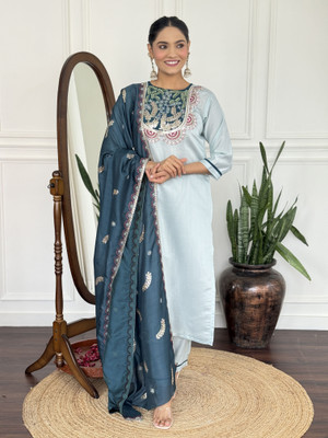 PILUDI HOUSE Embroidered Kurta, Salwar & Dupatta Set